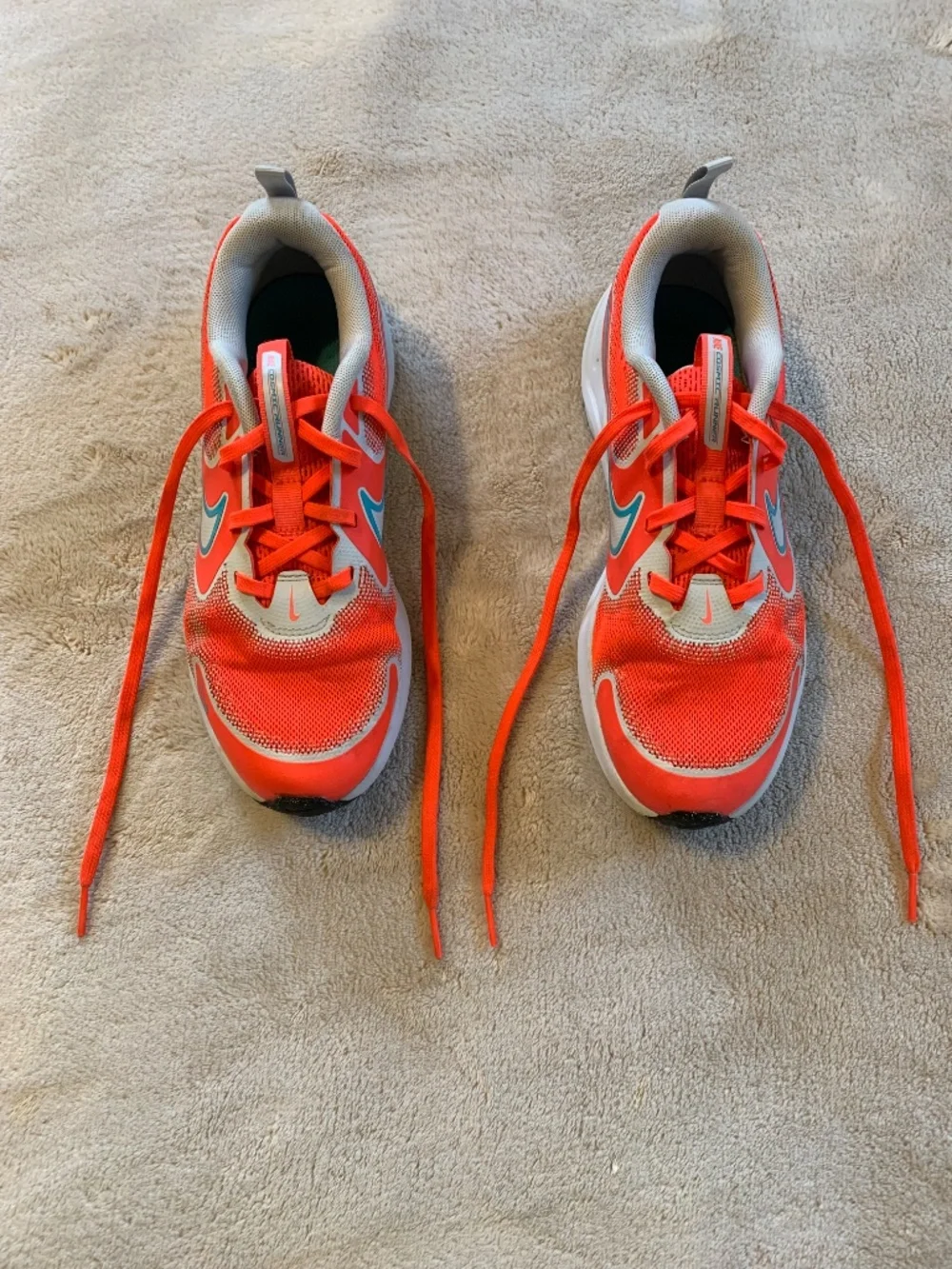 Nike Cosmic Runner GS Youth 6Y Bright Crimson Orange Running Shoes HM4402-600